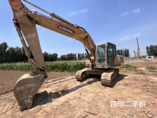 雷沃重工FR215E2挖掘机