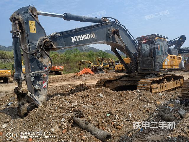 现代R550LVS挖掘机