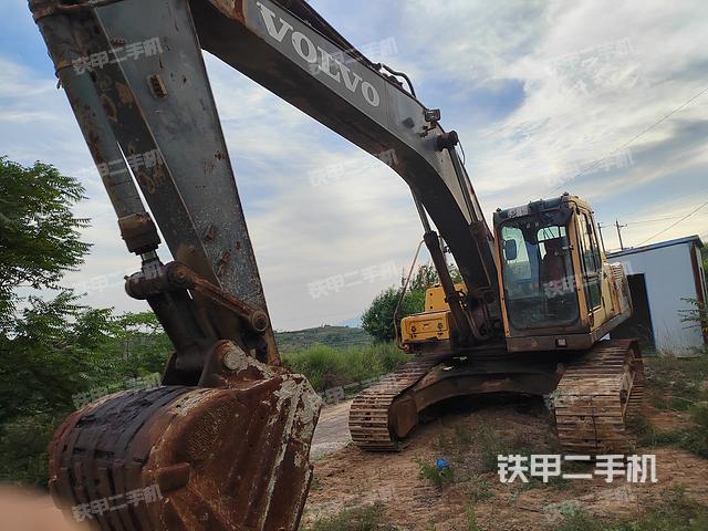 沃尔沃EC290BLC挖掘机