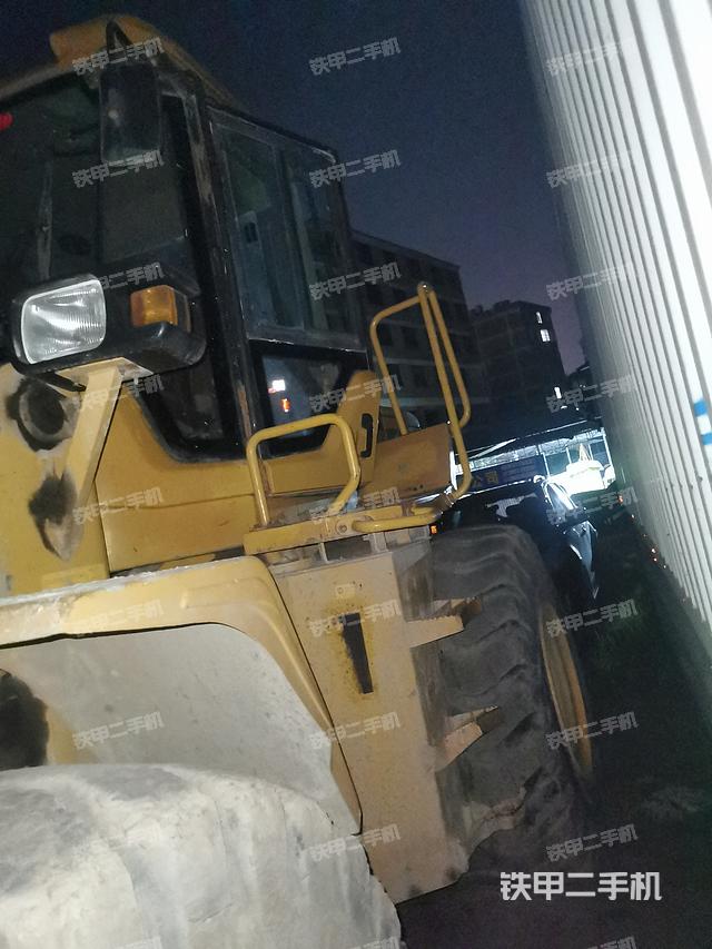 雷沃重工ETX956装载机
