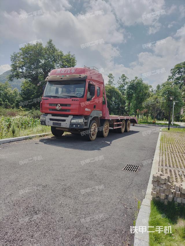 乘龙4X2平板运输车