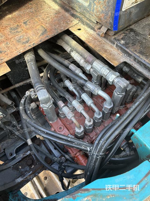 发动机整体俯视（整机外观）