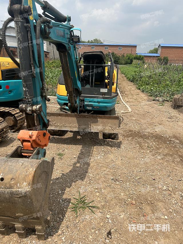 驾驶室整体（整机外观）