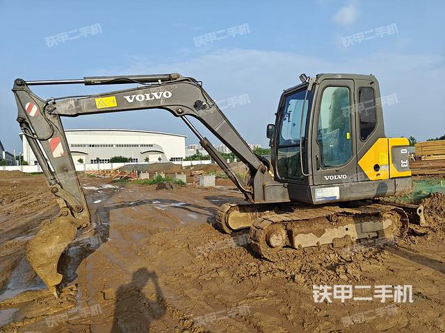 沃尔沃EC55D挖掘机