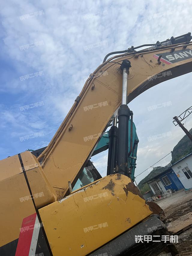 三一重工SY365H挖掘机