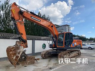 吉林-长春市二手斗山DX220LC-9C挖掘机实拍照片