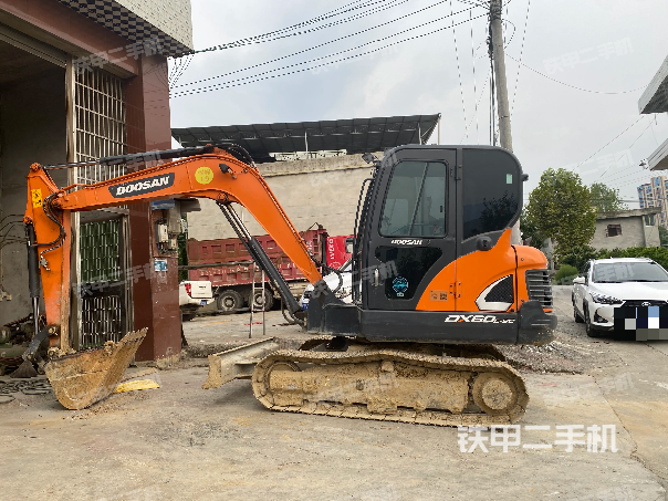 斗山DX60E-9CN挖掘机