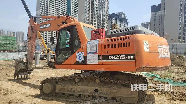 斗山DH215-9E挖掘机