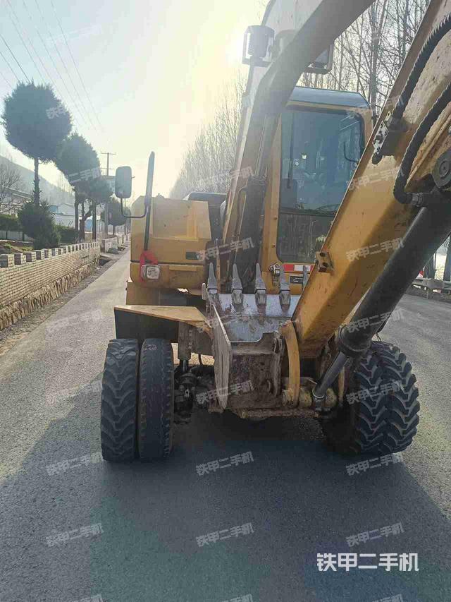 山鼎SD90W-9T挖掘机
