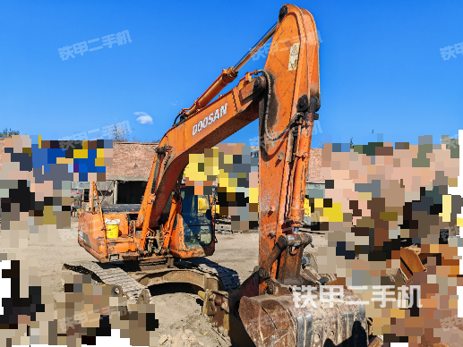斗山DH220LC-7挖掘机
