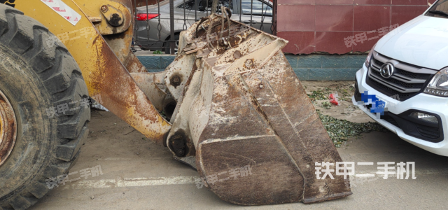 工作裝置整體（整機(jī)外觀及大件）