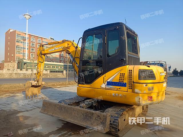 龍工CDM6065挖掘機(jī)