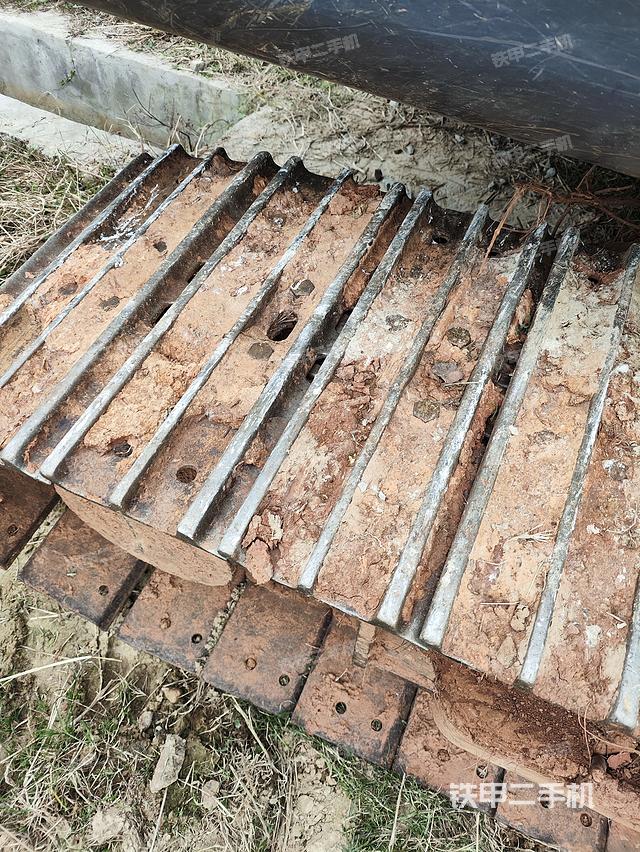 单侧履带整体（整机外观）