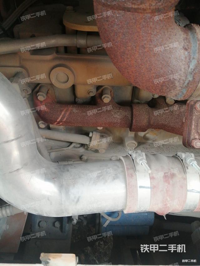 发动机右侧（整机外观及大件）