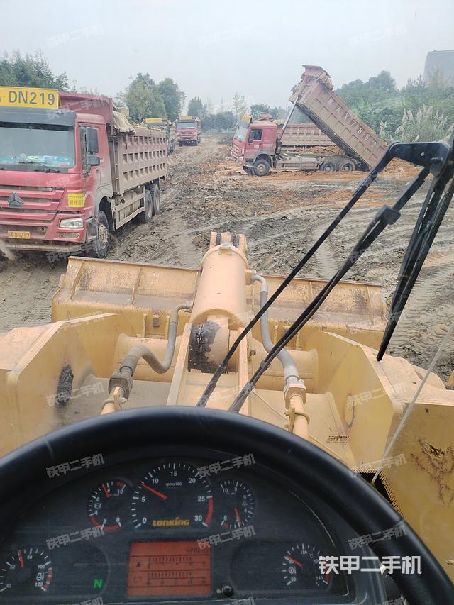 驾驶室工作台（整机外观及大件）