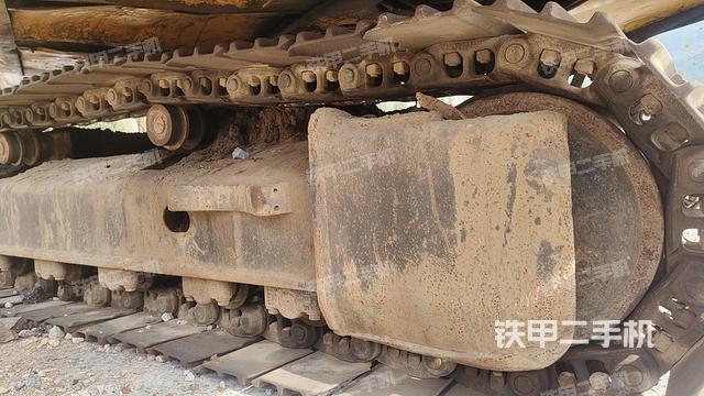 单侧履带整体（整机外观）