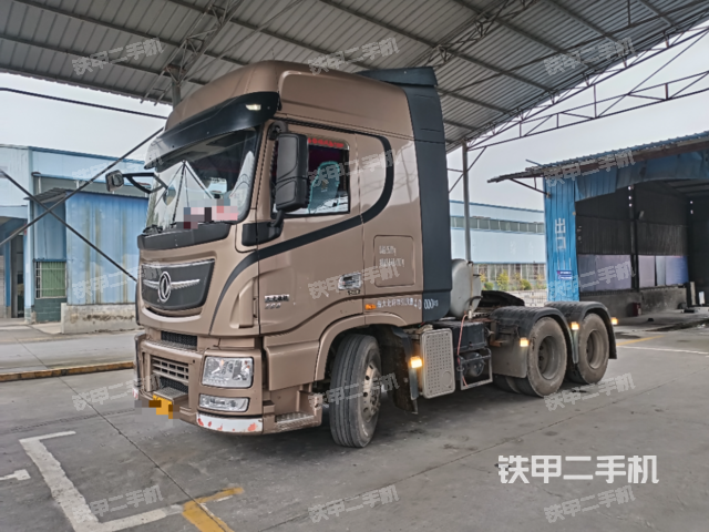 整机右后45°(设备外观及核心部件) 整机右后45°(设备外观及核心部件)