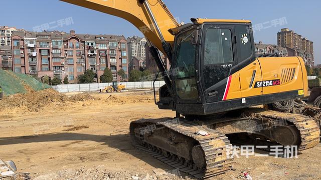 驾驶室整体（整机外观）