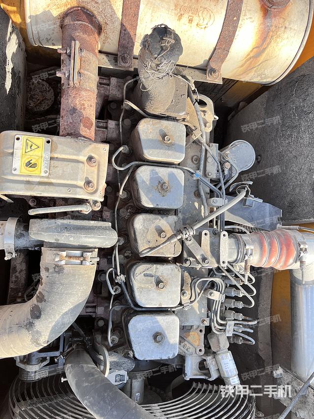 发动机整体俯视（整机外观）