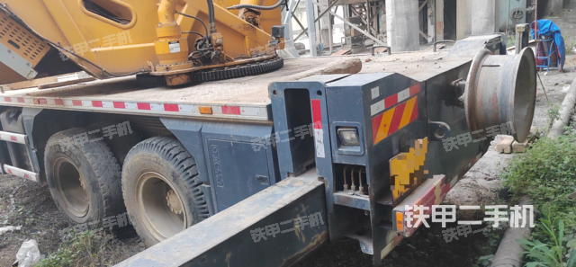 整机右后45°（设备外观及核心部件）