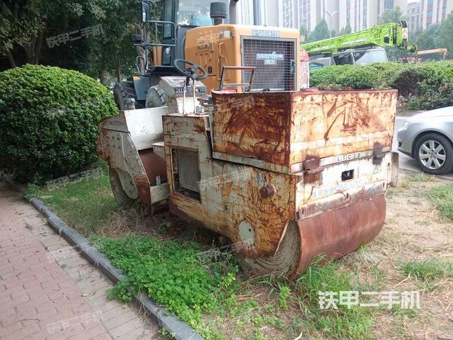 整機左側(cè)(設(shè)備外觀及核心部件) 整機左側(cè)(設(shè)備外觀及核心部件)