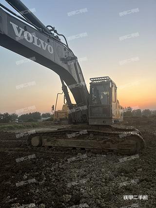 河南-南阳市二手沃尔沃EC380DL挖掘机实拍照片
