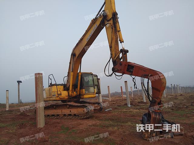 小松PC200-8挖掘機(jī)