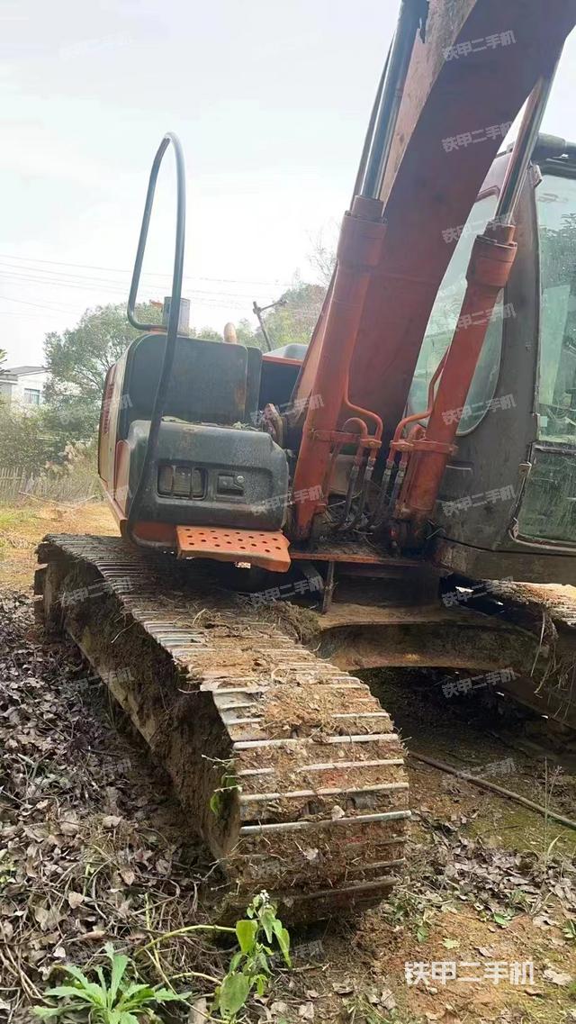 日立ZX120挖掘机