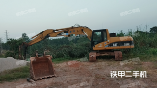 广州卡特彼勒320C挖掘机实拍图片
