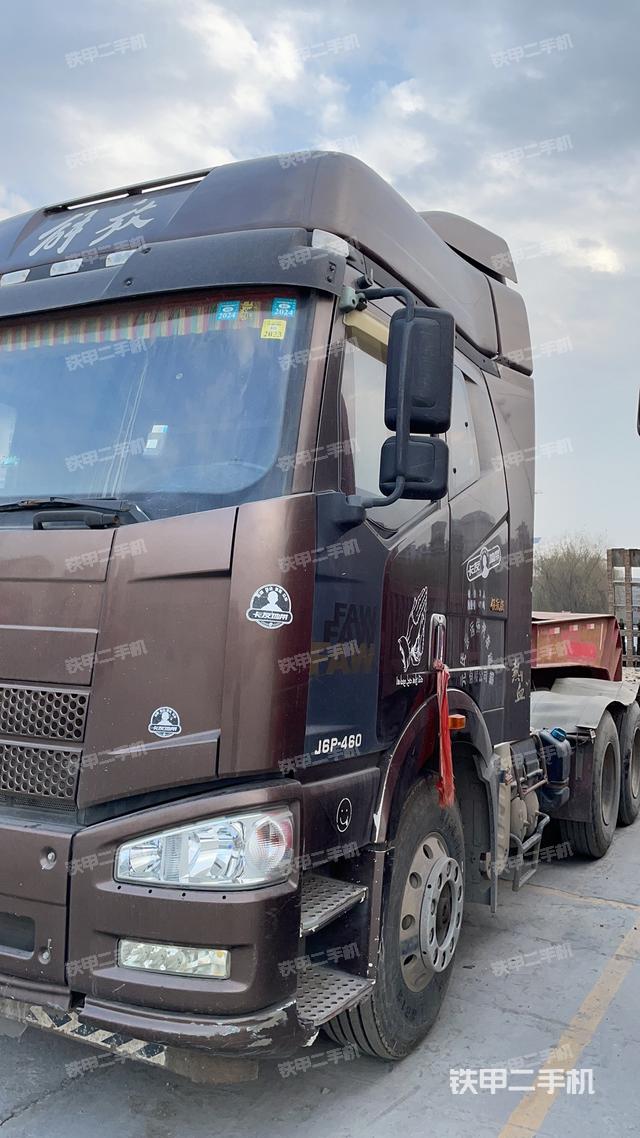 一汽解放6X4平板运输车