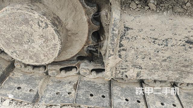 单侧履带整体（整机外观）