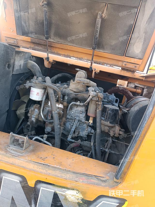 发动机整体俯视（整机外观）