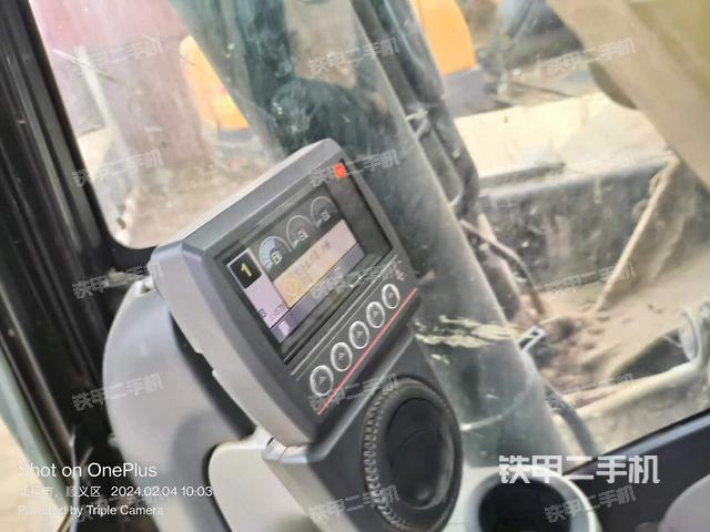 驾驶室整体（整机外观）