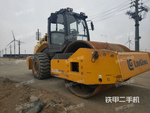 柳工CLG6626E(单驱)压路机