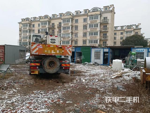 整机右后45°（设备外观及核心部件）