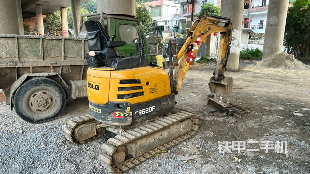 整机右后45°（整机外观）