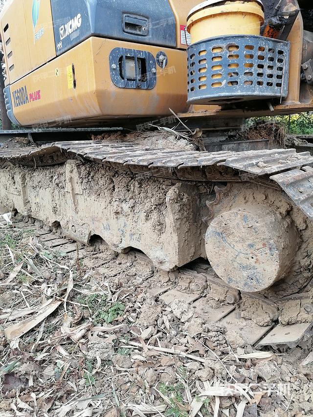 单侧履带整体（整机外观）