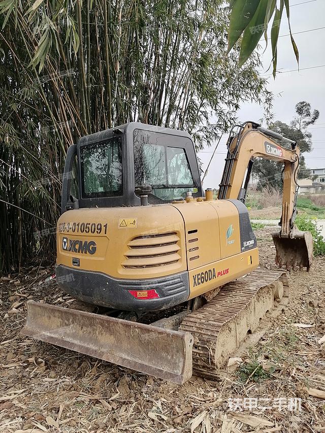 整机右后45°（整机外观）