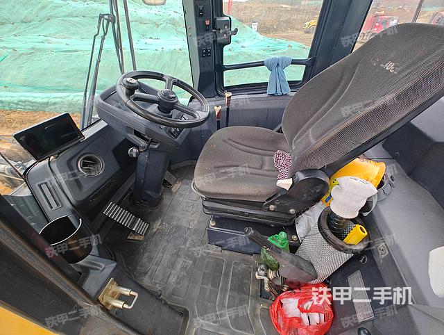 驾驶室工作台（整机外观及大件）