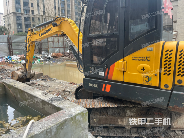 柳工CLG906E挖掘机