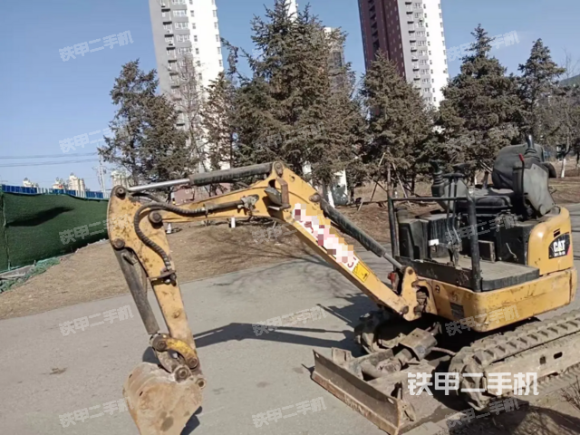 驾驶室整体（整机外观）