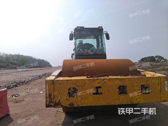 整机左侧（设备外观及核心部件）