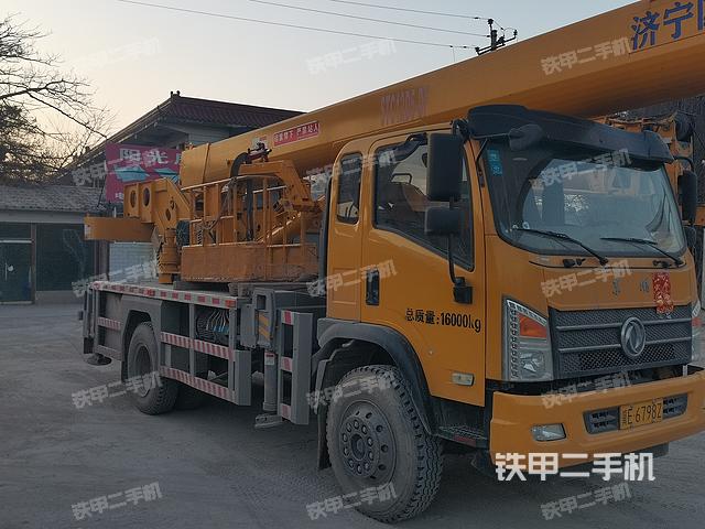 整机右后45°（设备外观及核心部件）