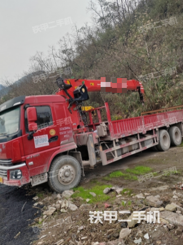 整机左侧（设备外观及核心部件）