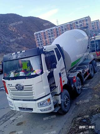 张家口市出售 解放牌 CA5250GJBP66K2L1T 搅拌运输车