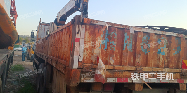 整机右后45°（设备外观及核心部件）