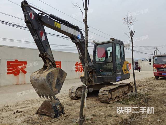 沃尔沃EC55D挖掘机