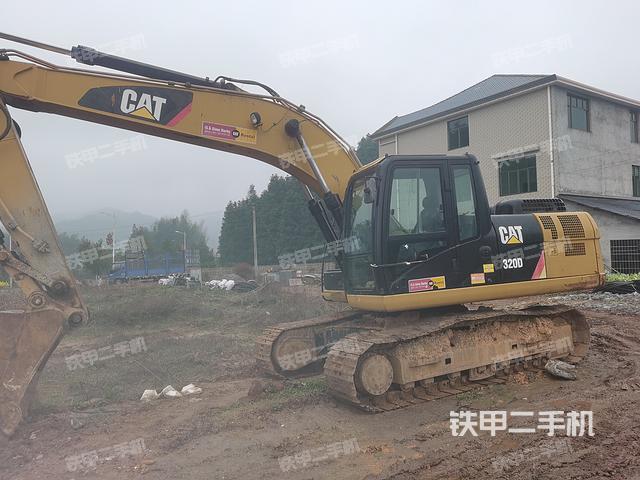 卡特彼勒320D2GC挖掘机