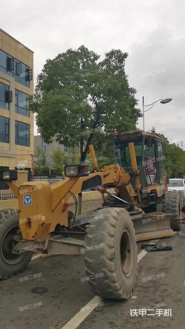 徐工GR165平地机
