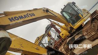 广州小松PC220-8M0挖掘机实拍图片
